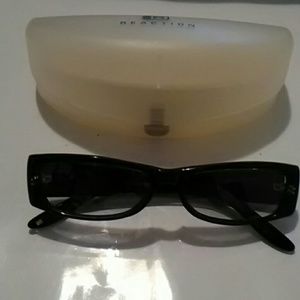 Reaction sunglasses